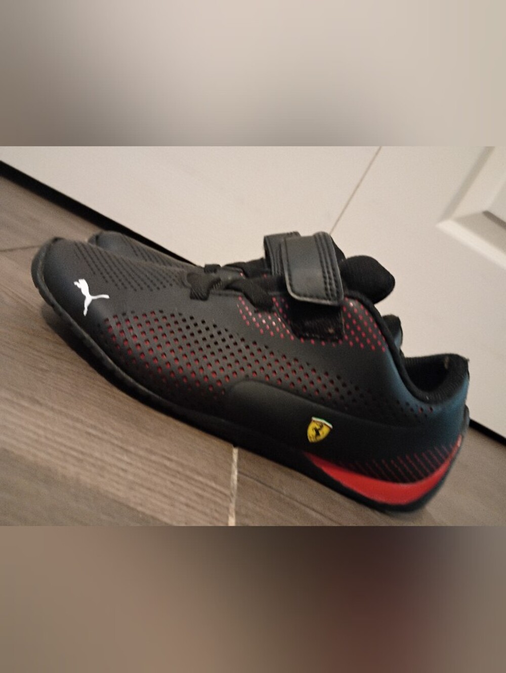 PUMA Scuderia Ferrari Drift Cat 5 Ultra II V Boys Size 3Y Sneakers